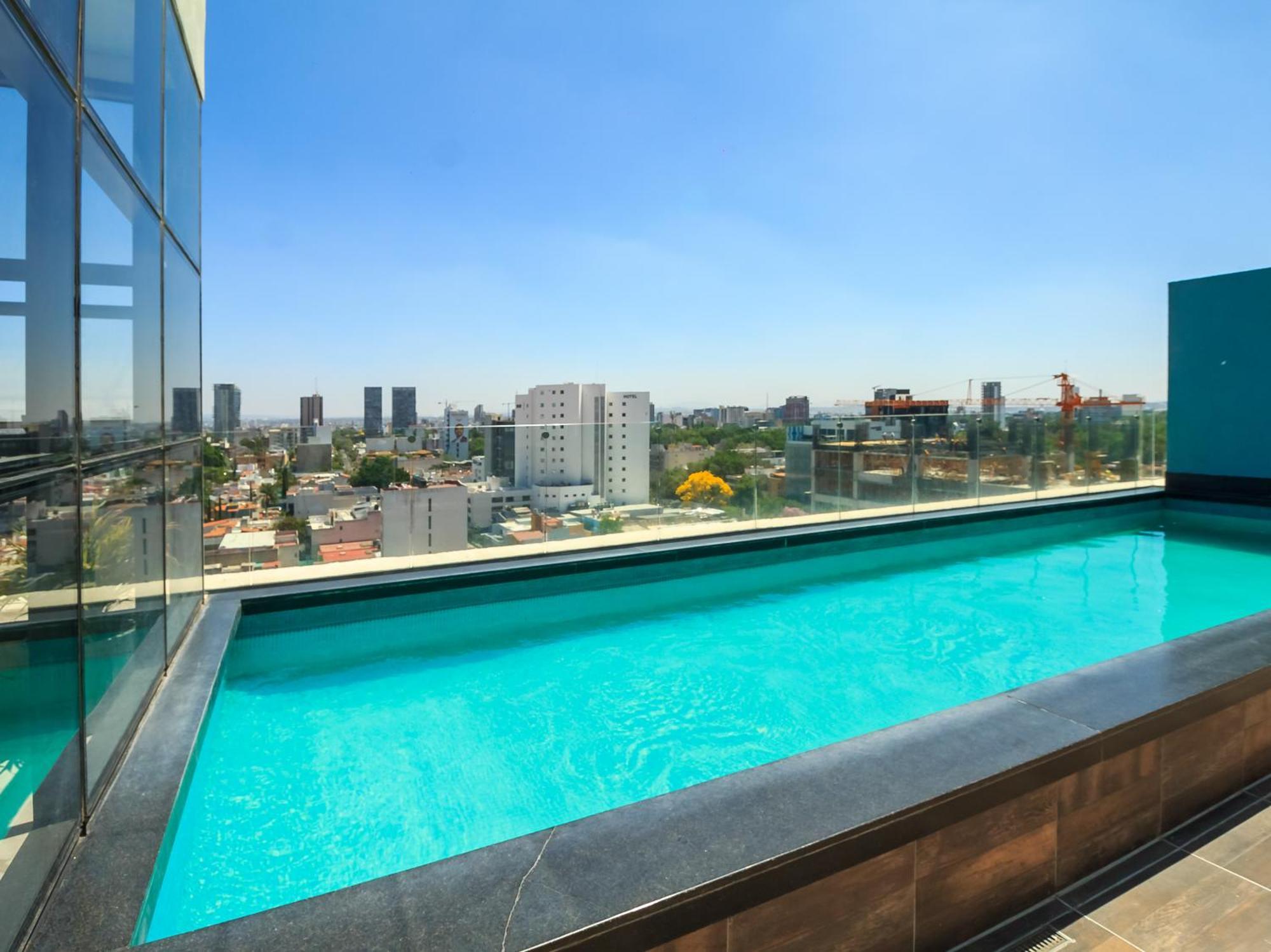 Tribu Sonata With Pool Apartment Guadalajara Bagian luar foto